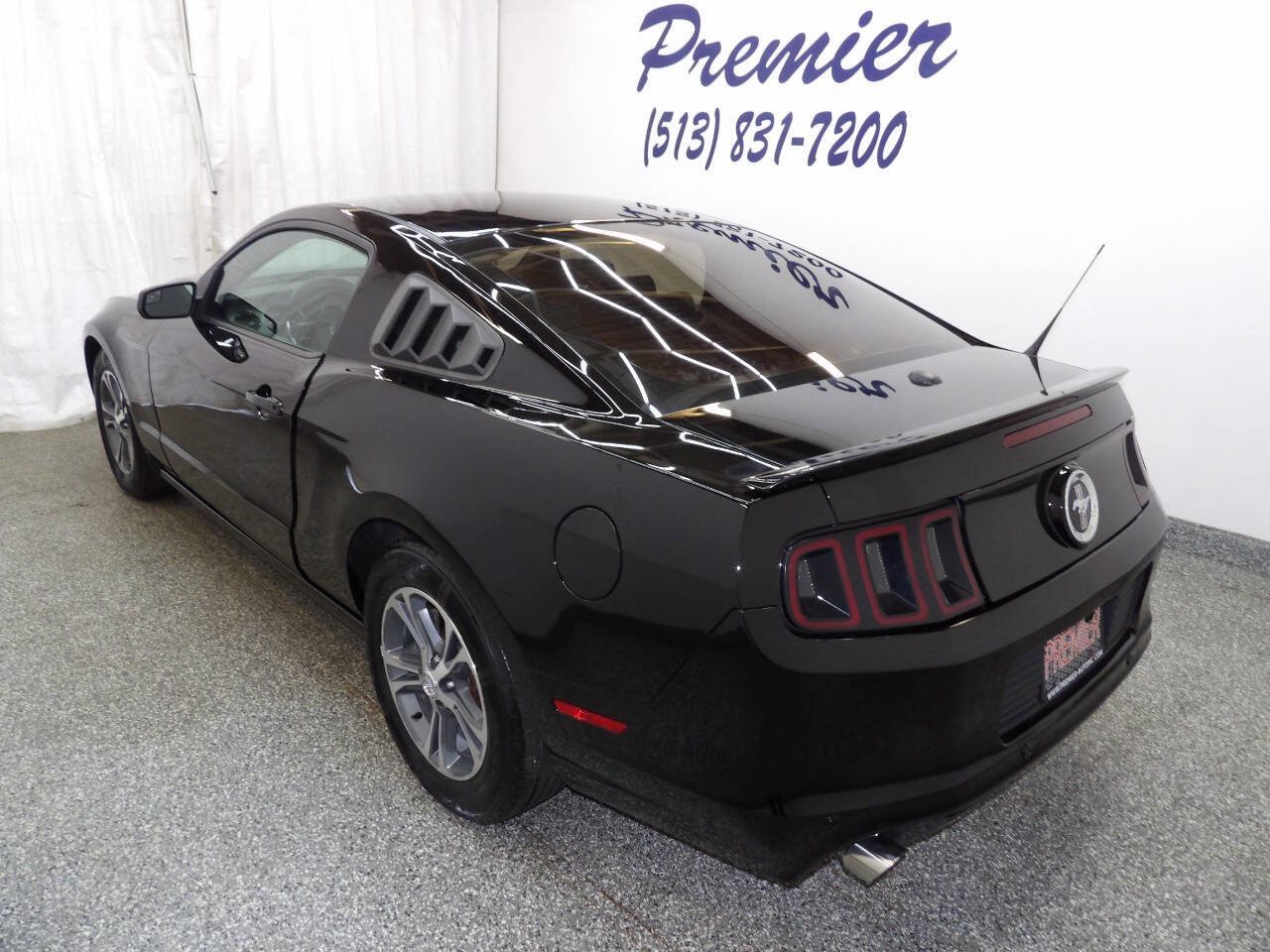 Used 2014 Ford Mustang Premium RWD image 4