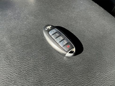 Used 2021 INFINITI QX80 Luxe w/ Cargo Package image 10