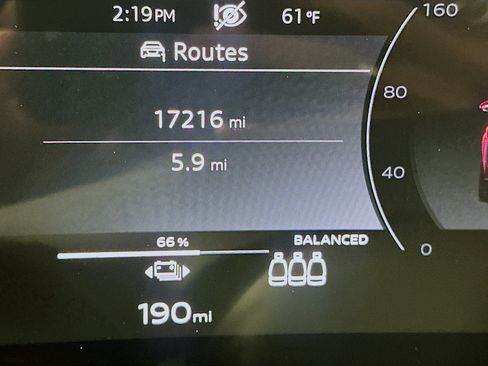 Used 2025 Audi Q6 e-tron Premium Plus w/ Premium Plus RWD image 17