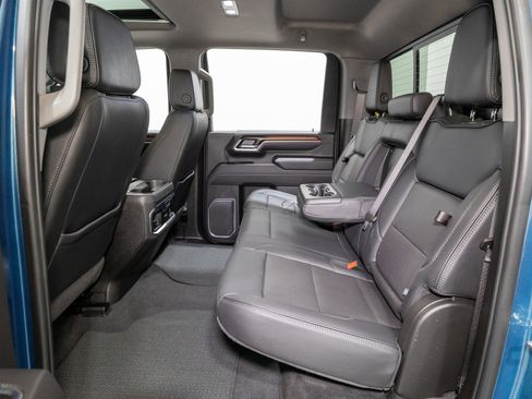 Used 2026 GMC Sierra 2500 Denali w/ Denali Reserve Package image 37