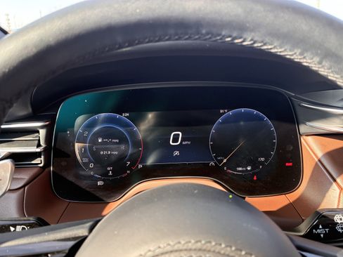 Used 2023 Maserati Grecale GT image 19