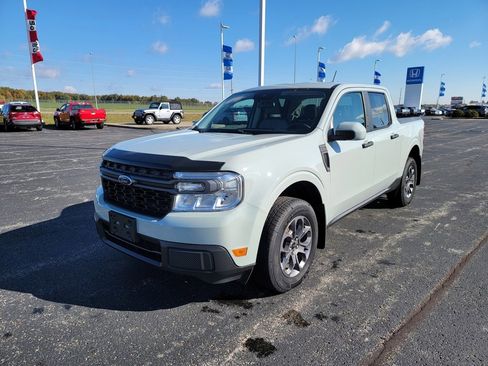 Used 2023 Ford Maverick XLT w/ XLT Luxury Package image 4