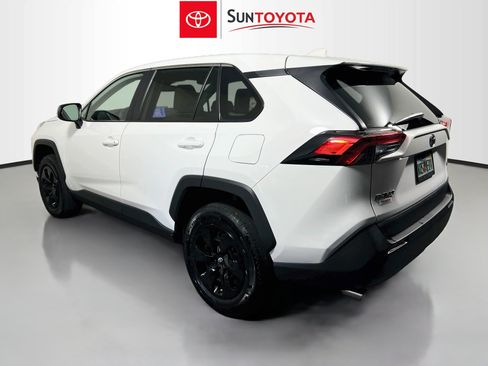 Used 2024 Toyota RAV4 LE FWD image 6