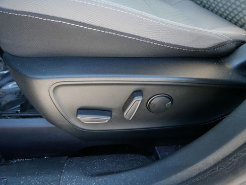 Certified 2020 Ford Escape SE image 12