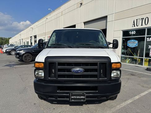 Used 2012 Ford E-250 and Econoline 250 w/ Commercial Cargo Van Pkg RWD image 4