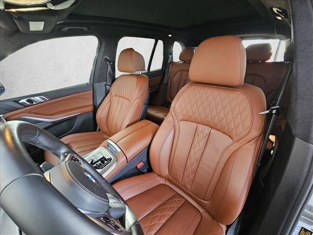 Used 2024 BMW X5 xDrive40i w/ M Sport Package AWD/4WD image 14