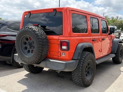 Used 2023 Jeep Wrangler Sport S w/ Sun And Sound Package image 4