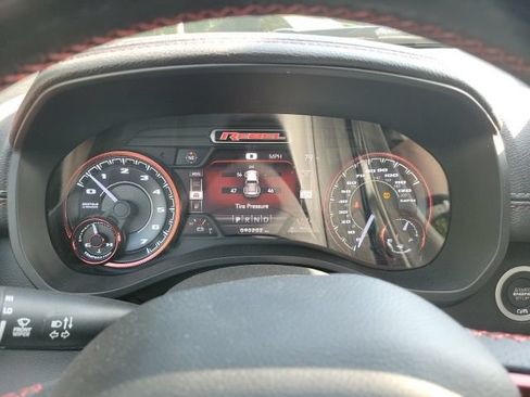 Used 2019 RAM 1500 Rebel AWD/4WD image 10