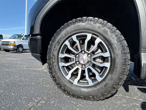 Used 2020 GMC Sierra 1500 AT4 w/ AT4 Premium Package image 10