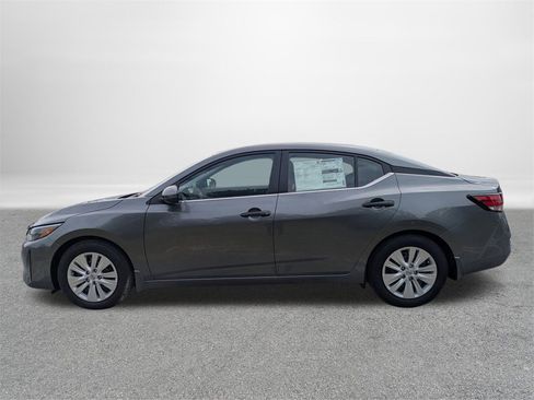 New 2025 Nissan Sentra S image 6