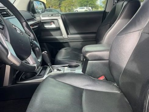 Used 2023 Toyota 4Runner Limited AWD/4WD image 7