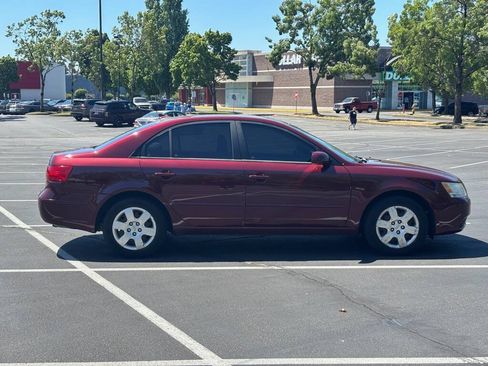 Used 2010 Hyundai Sonata GLS FWD image 6