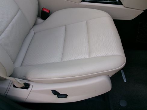 Used 2014 Mercedes-Benz GLK 350 4MATIC image 20