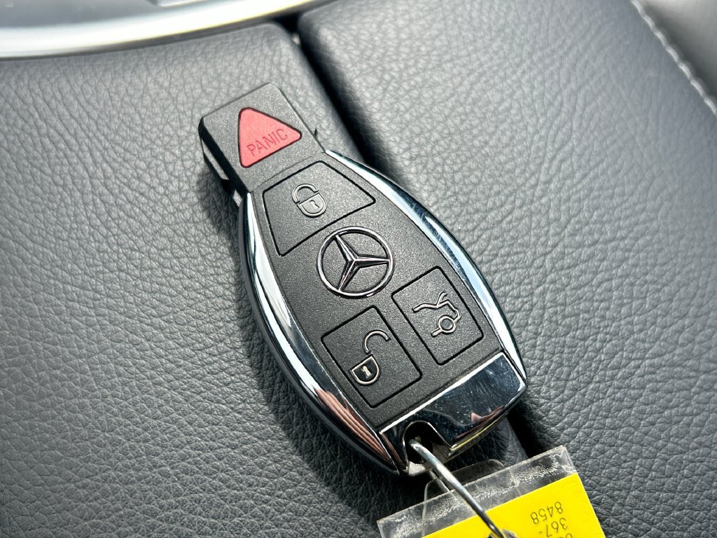 Used 2017 Mercedes-Benz C 300 Sedan image 22