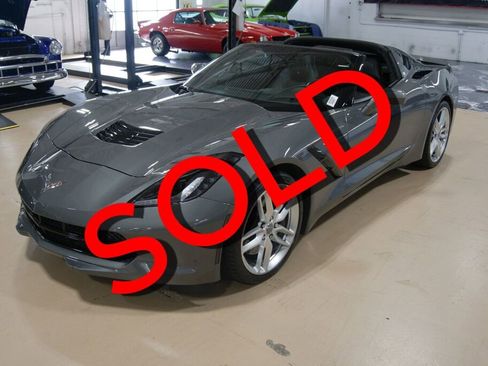 Used 2016 Chevrolet Corvette Stingray Coupe w/ 2LT Preferred Equipment Group image 1