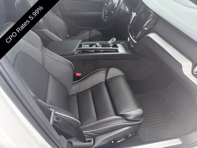Used 2024 Volvo S60 B5 Plus w/ Climate Package AWD/4WD image 3