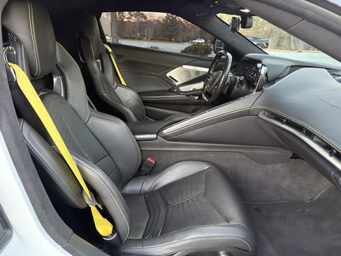 Used 2023 Chevrolet Corvette Z06 w/ Z07 Performance Package image 35