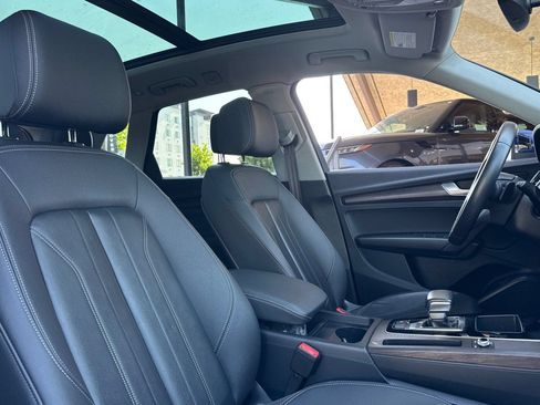 Used 2023 Audi Q5 2.0T Premium w/ Convenience Package AWD/4WD image 28