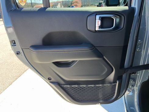 New 2026 Jeep Gladiator Sport image 15