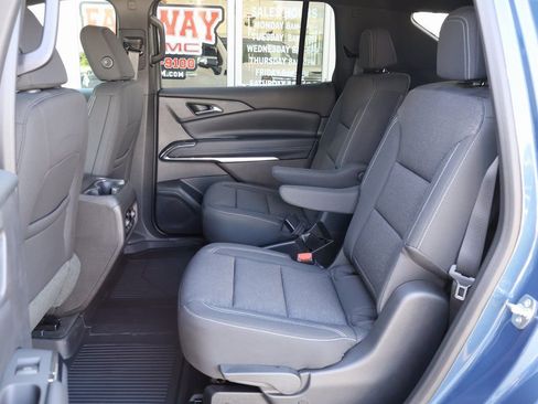 New 2026 Chevrolet Traverse LT w/ Driver Confidence Package image 25