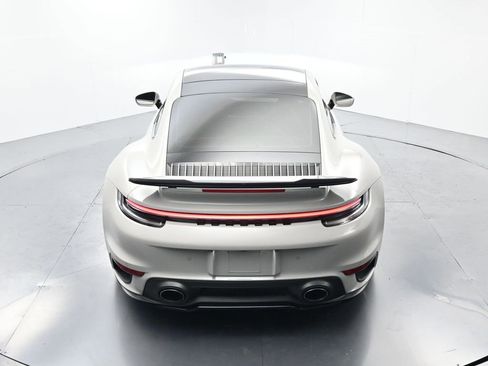 Used 2022 Porsche 911 Turbo image 32