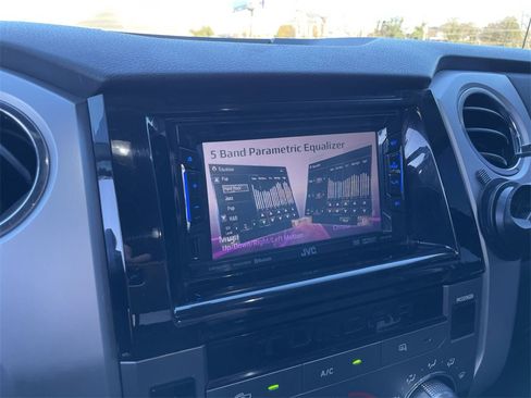 Used 2014 Toyota Tundra SR5 image 12