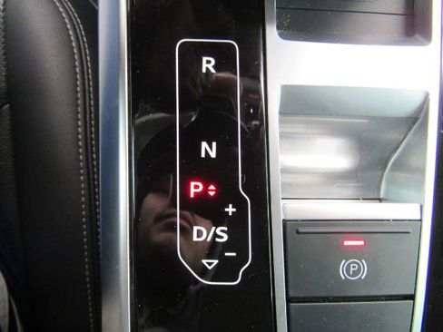 Used 2023 Audi Q8 Premium Plus w/ Premium Plus Package image 49