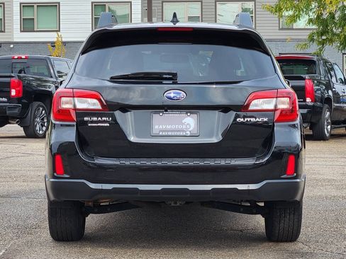 Used 2016 Subaru Outback 2.5i Limited AWD/4WD image 8