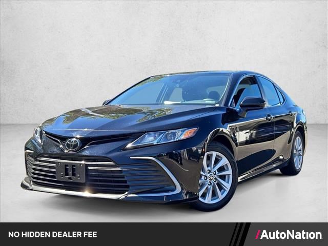 Used 2024 Toyota Camry LE FWD image 1
