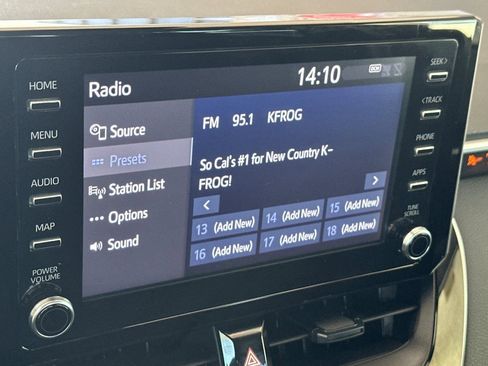 Used 2020 Toyota Corolla LE w/ Carpet Mat Package (TMS) image 18