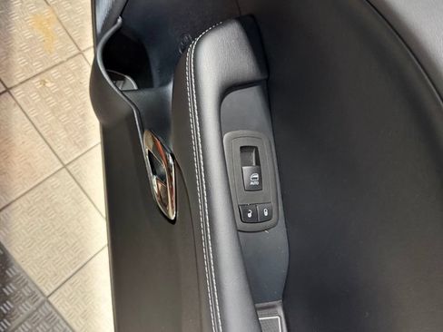 Used 2022 Dodge Challenger SRT Hellcat w/ Plus Package RWD image 12