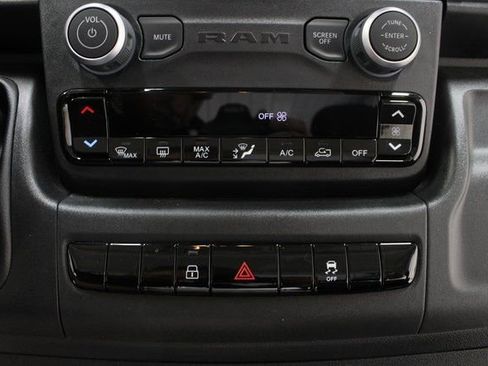 Used 2025 RAM ProMaster 2500 w/ Convenience Group image 6