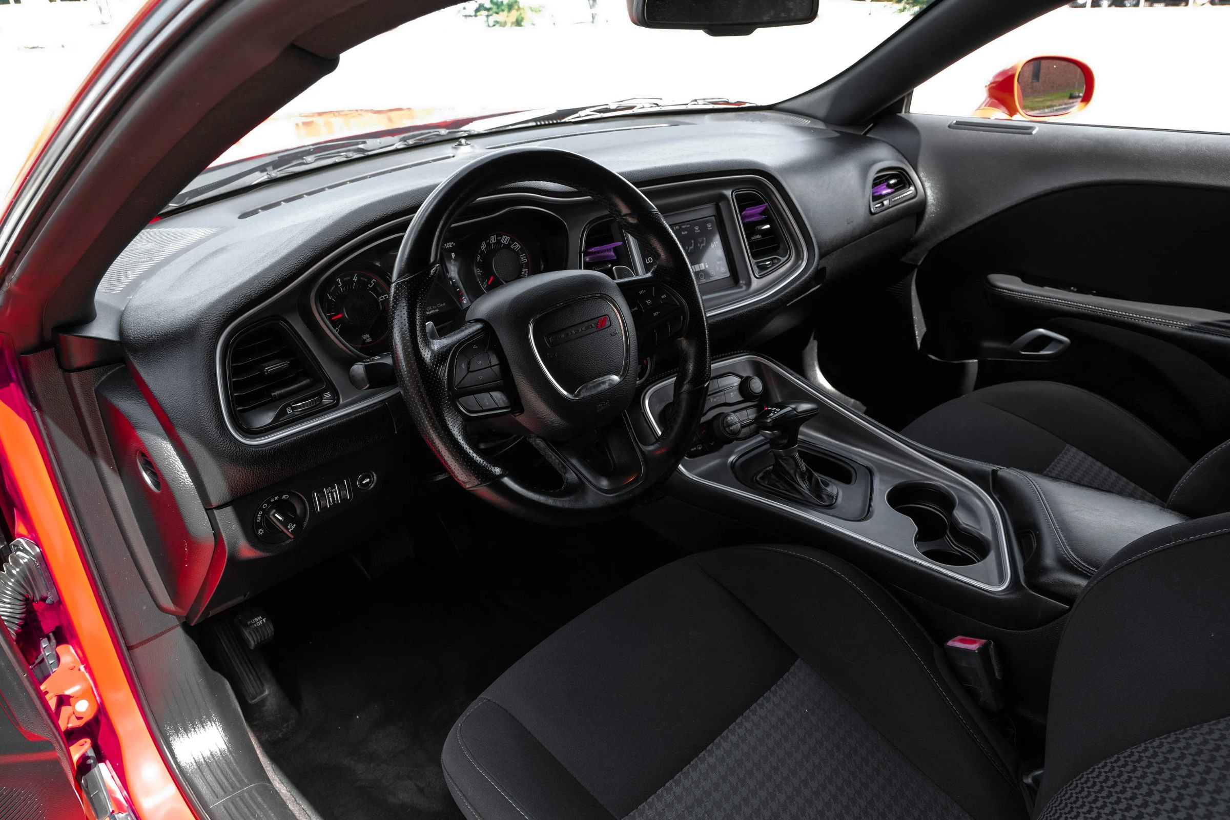 Used 2019 Dodge Challenger SXT RWD image 3