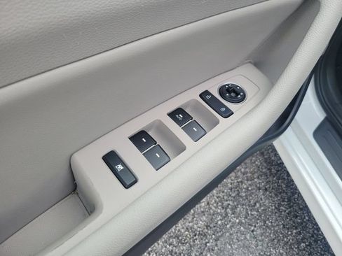 Used 2018 Hyundai Sonata SEL FWD image 9
