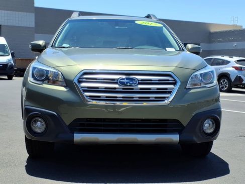 Used 2017 Subaru Outback 2.5i Limited AWD/4WD image 2