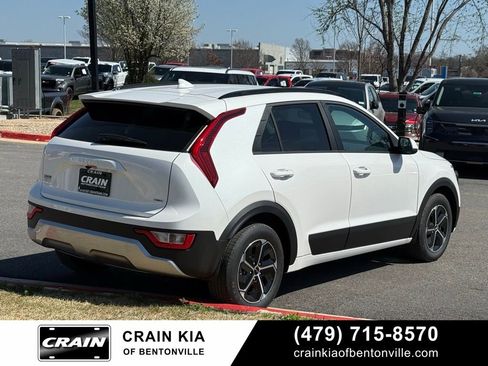 New 2026 Kia Niro LX FWD image 7