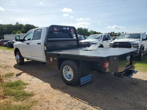 New 2026 RAM 3500 Tradesman w/ Chrome Appearance Group A AWD/4WD image 4