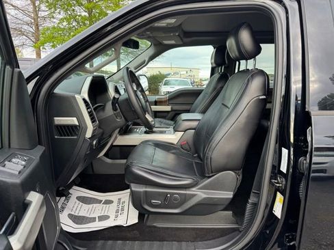 Used 2017 Ford F150 Lariat w/ Equipment Group 502A Luxury AWD/4WD image 15