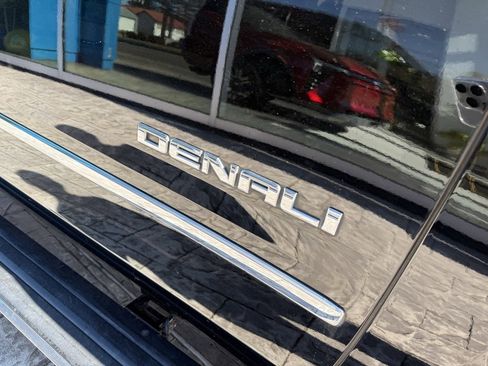 Certified 2018 GMC Yukon Denali w/ Denali Ultimate Package image 51