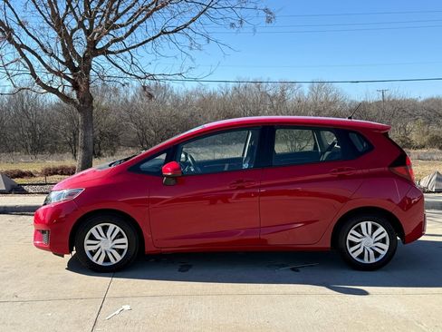 Used 2016 Honda Fit LX image 2