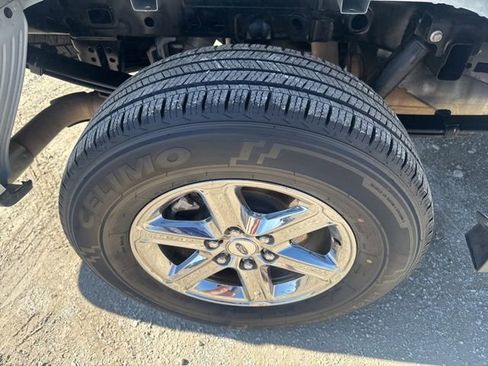 Used 2024 Ford F150 XLT w/ Equipment Group 302A MID image 31