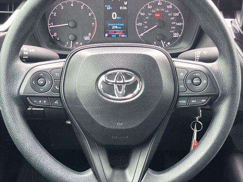 Certified 2025 Toyota Corolla LE FWD image 18