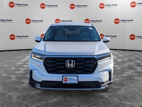 New 2025 Honda Pilot EX-L image 2