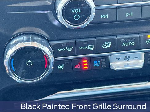 New 2026 Ford F250 Lariat w/ Black Appearance Package image 29