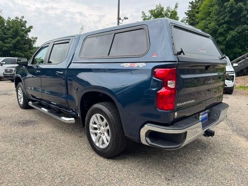 Used 2021 Chevrolet Silverado 1500 LT AWD/4WD image 4