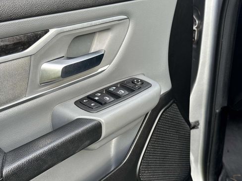Used 2020 RAM 1500 Big Horn AWD/4WD image 18