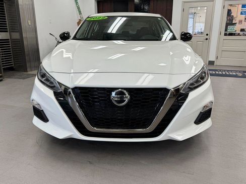 Used 2022 Nissan Altima 2.5 SR image 32