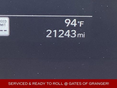 Used 2025 Hyundai Kona SEL FWD image 5