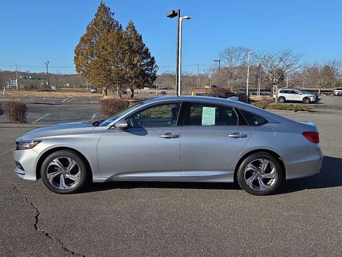 Used 2018 Honda Accord EX image 8