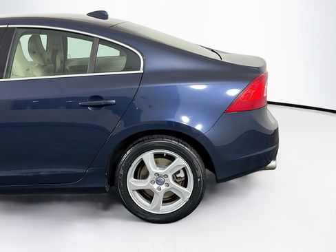 Used 2013 Volvo S60 T5 AWD/4WD image 42